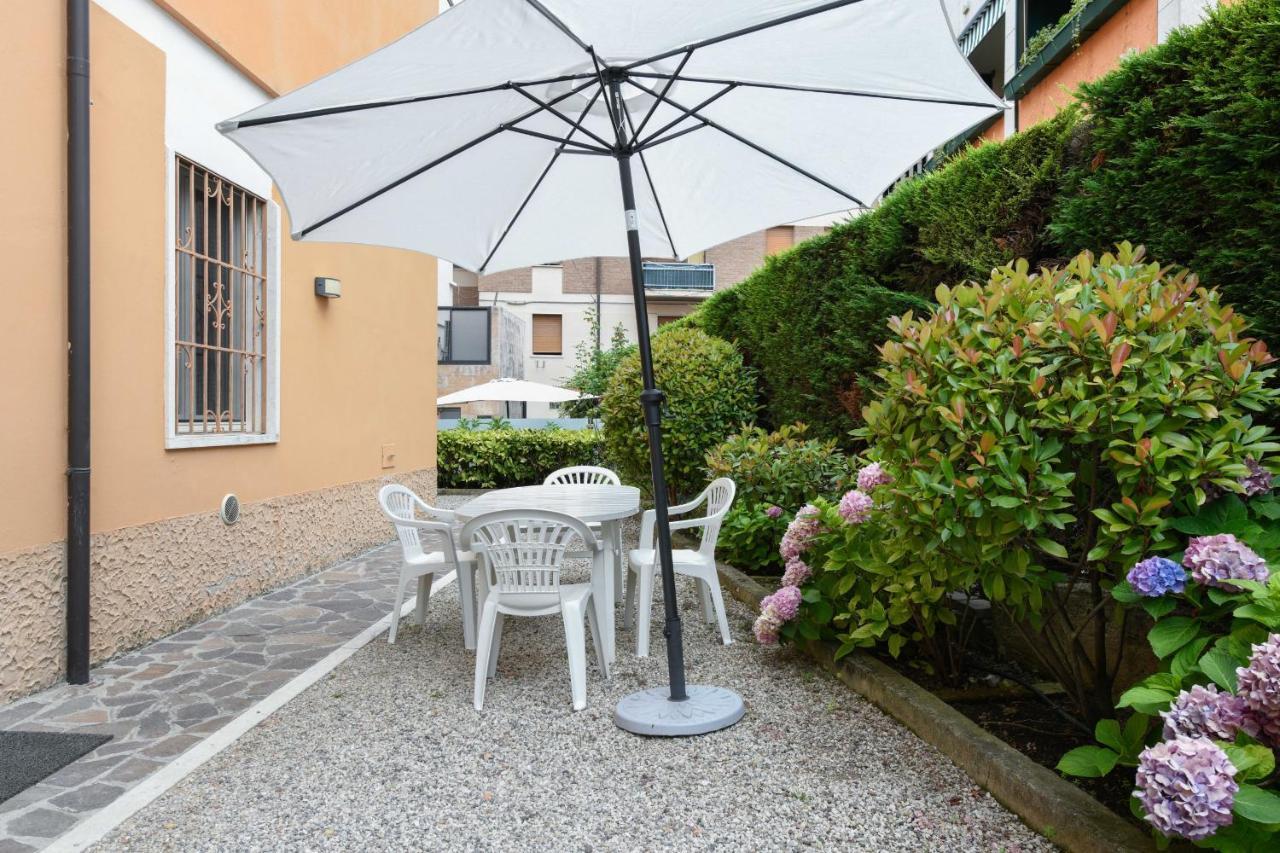 Garden Apartment Бардолино Экстерьер фото